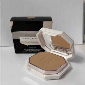 Fenty Beauty Pro Filt'r Soft Matte Powder Foundation - #270 0.32oz